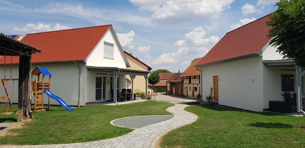 Ferienhaeuser May Weigenheim Dış mekan fotoğraf